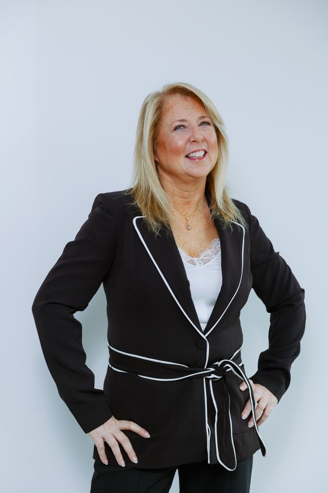 Picture of Dana Twaddell