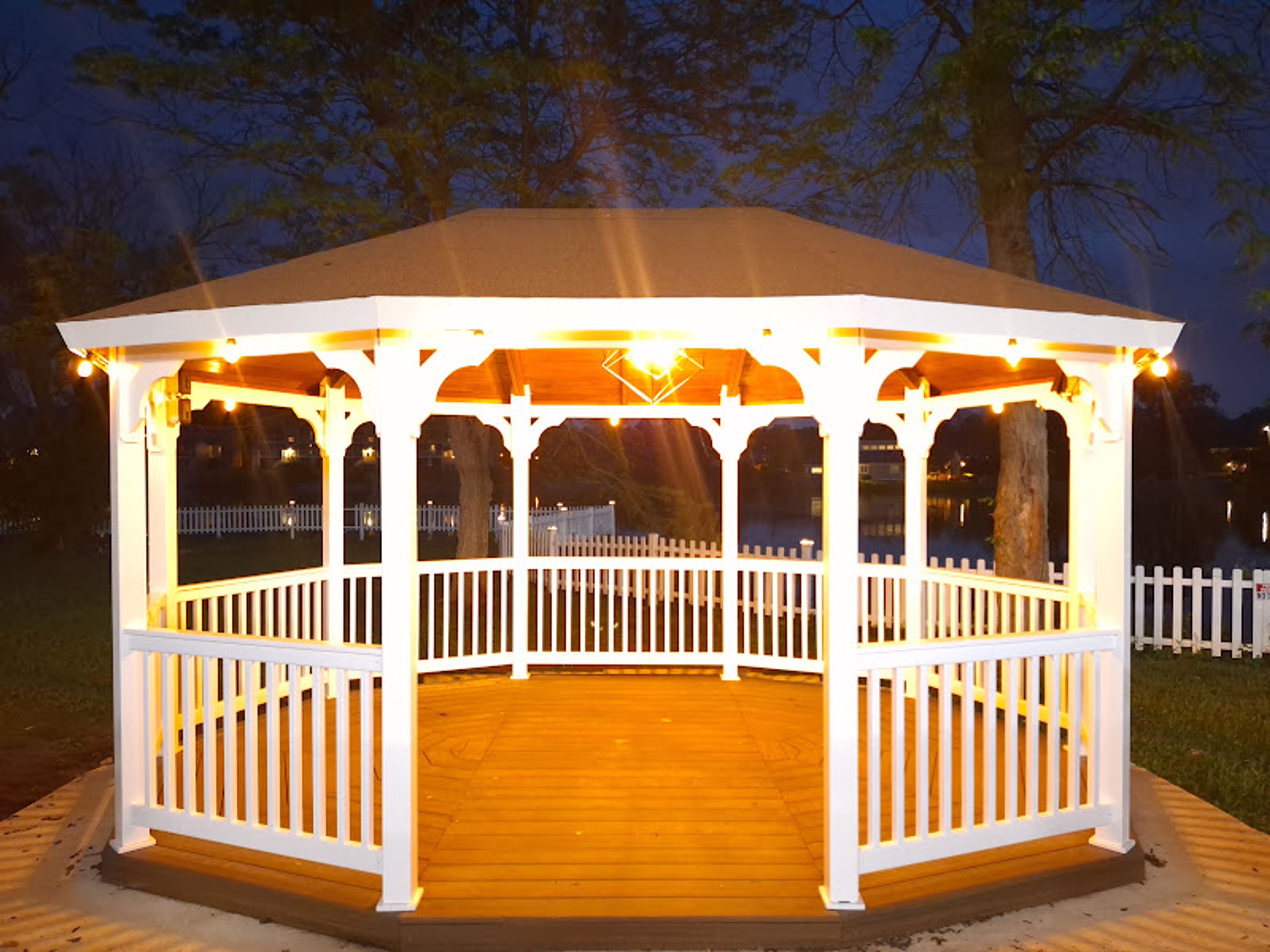 Willow Gazebo (With/Without Patio), an event space at garnet waterfront banquet & events center