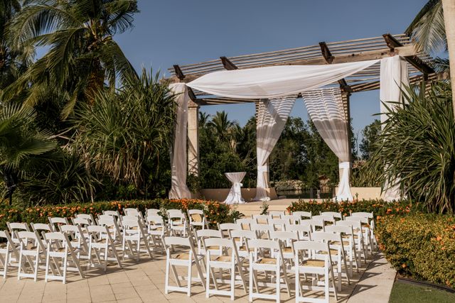 Featured photo from The Great Lawn