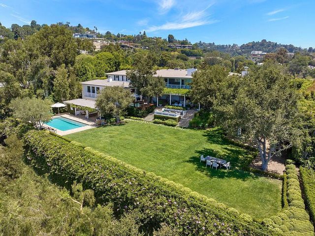 Featured photo from The Perugia Three