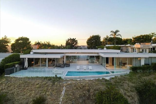 Featured photo from The Carla Twelve