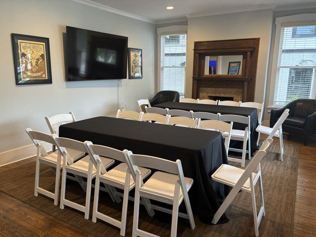 Featured photo from Speaker Events & Meetings