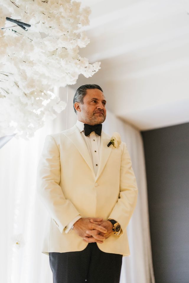 Featured photo from A Candlelit Romantic Wedding at Hotel Washington