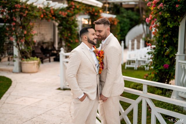 Featured photo from Celebrate this Tropical Wedding with Bold Design and Palm-Lined Views at The Palms Hotel