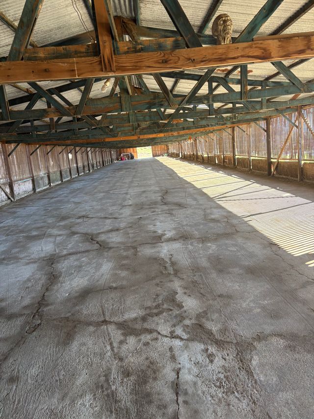 Featured photo from 7 House