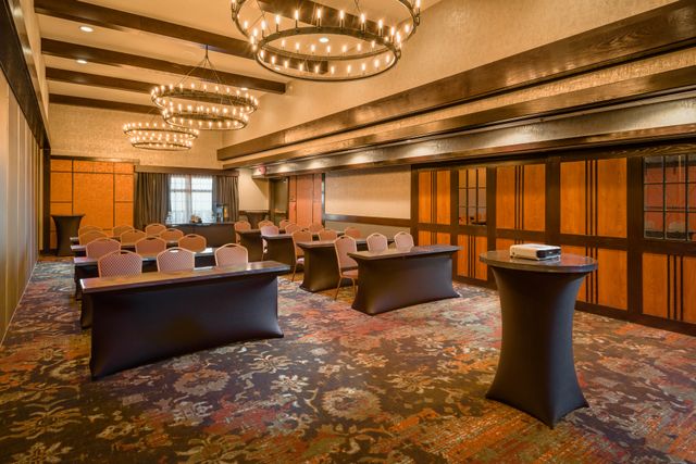 Featured photo from Otisco Room