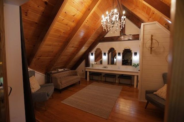 Featured photo from Bridal Loft
