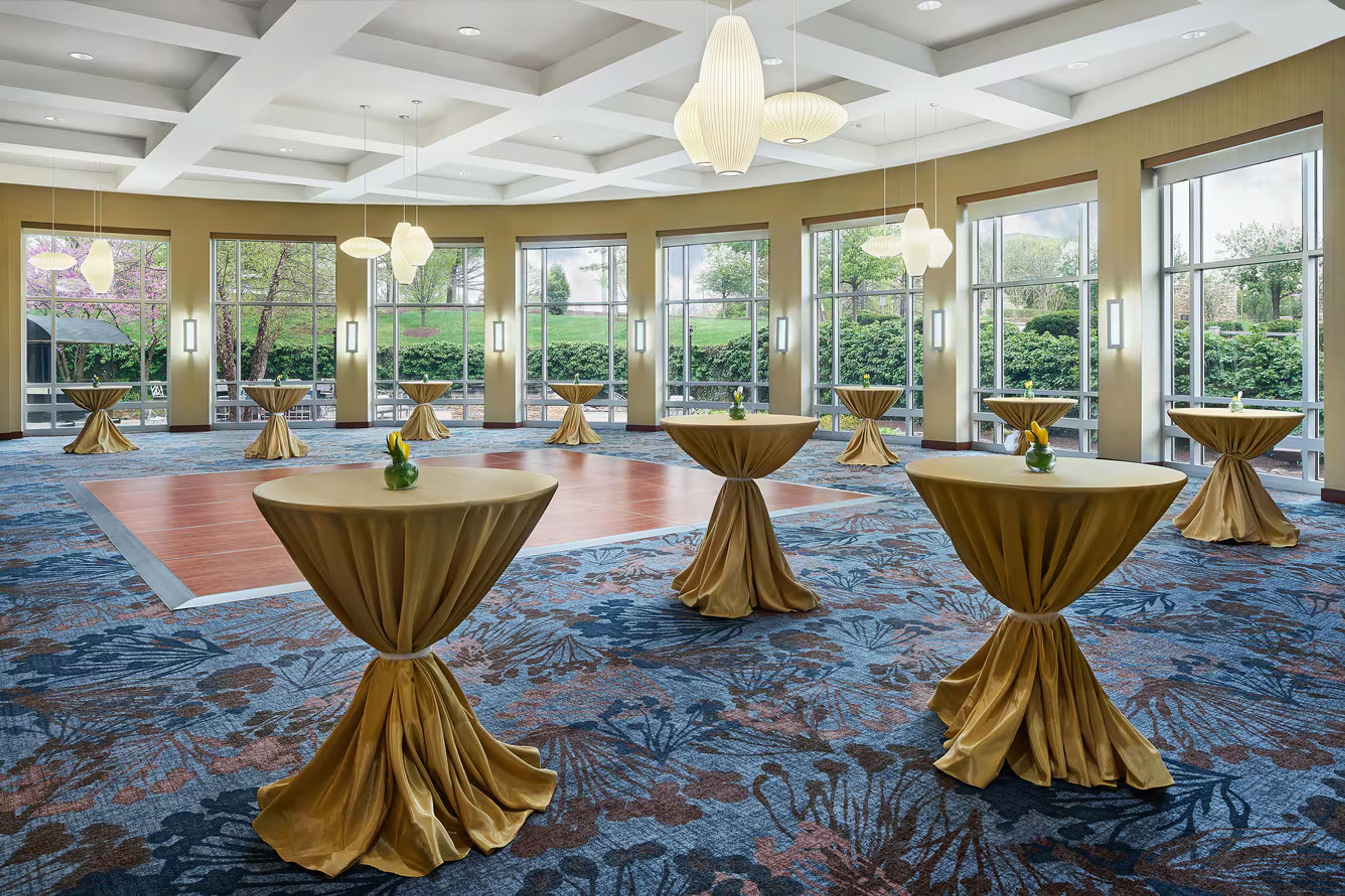 White Oak Room, an event space at Westin Baltimore Washington Airport