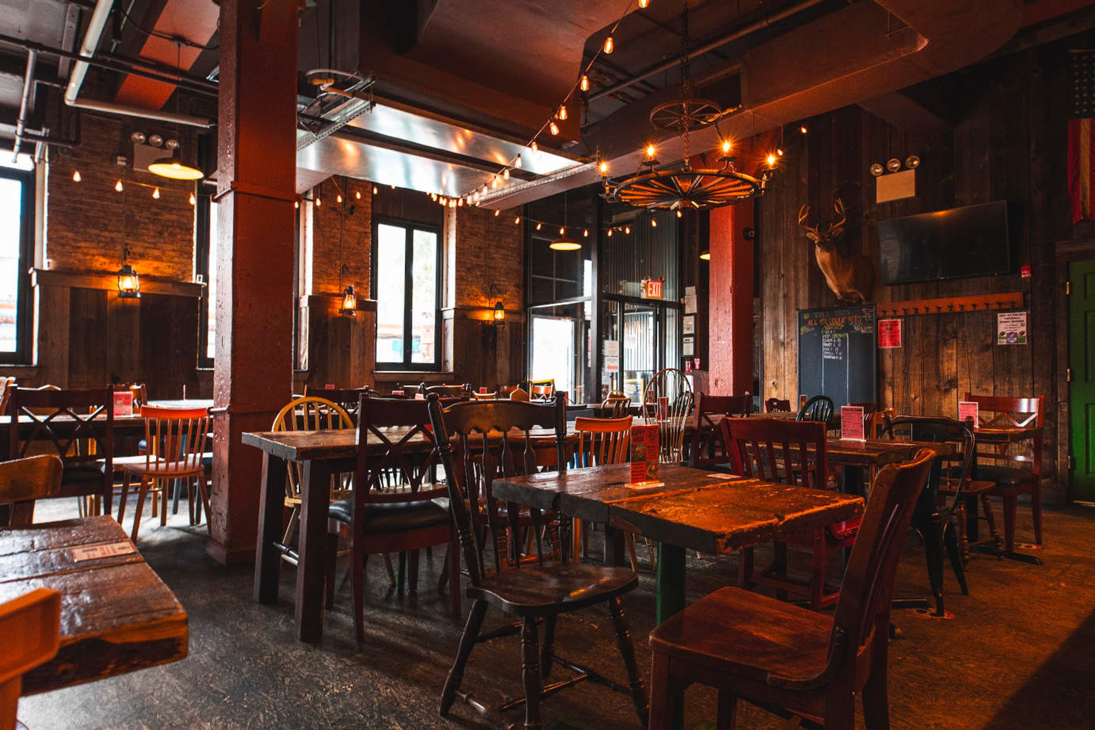 Semi-Private Dining, an event space at Mables Smokehouse & Banquet Hall