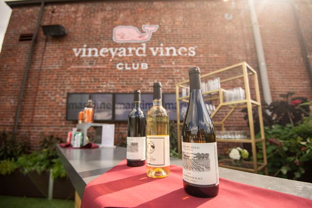 Featured photo from Vineyard Vines Club