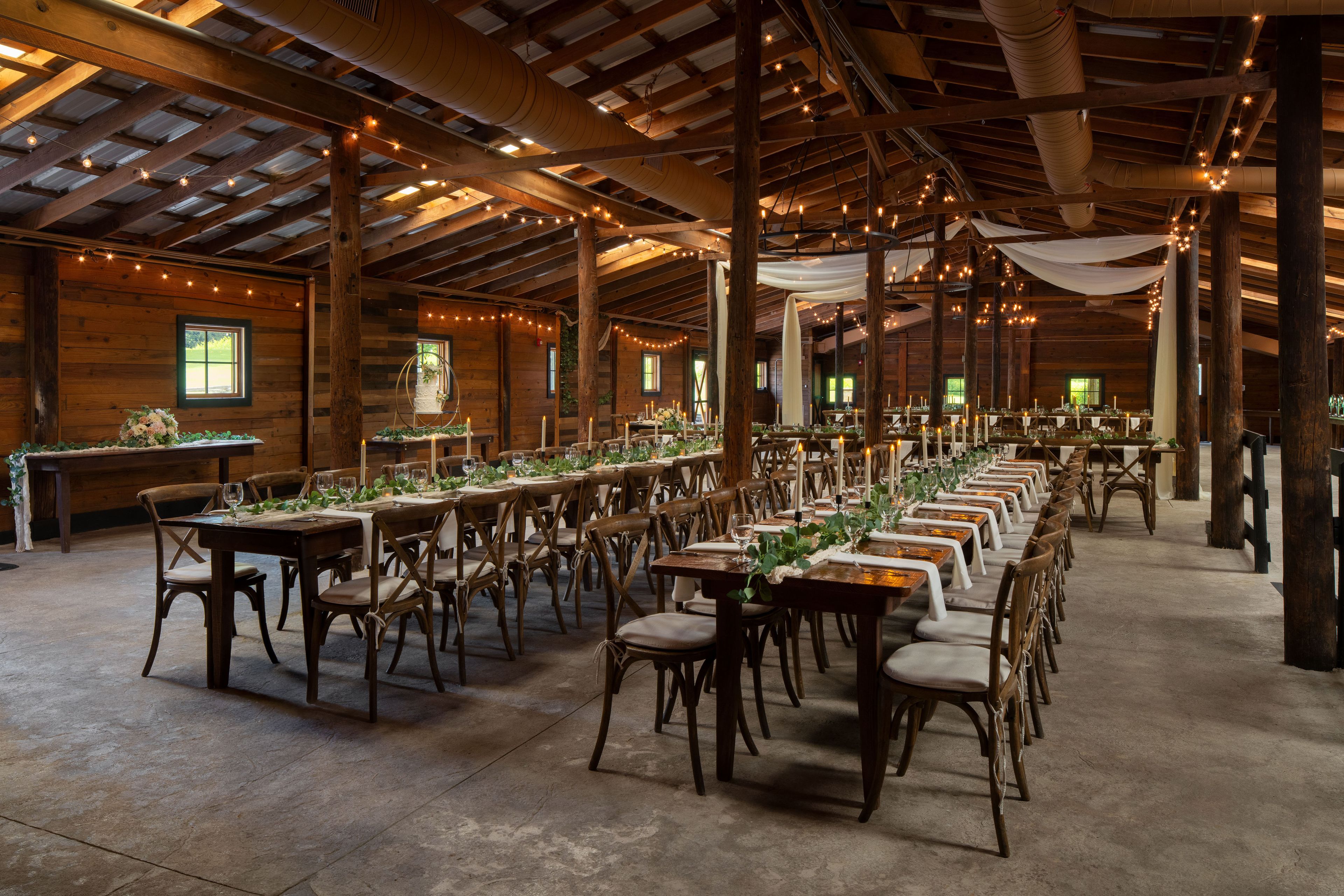 Main Barn, an event space at Vinewood Meadows