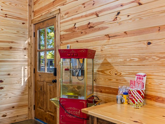 Featured photo from Indoor Space