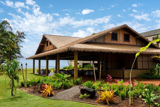 Featured photo from Space at the Sheraton Kauai Coconut Beach