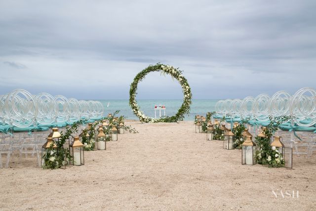 Featured photo from Beach Wedding Venue