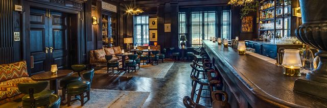 Featured photo from George Washington Bar