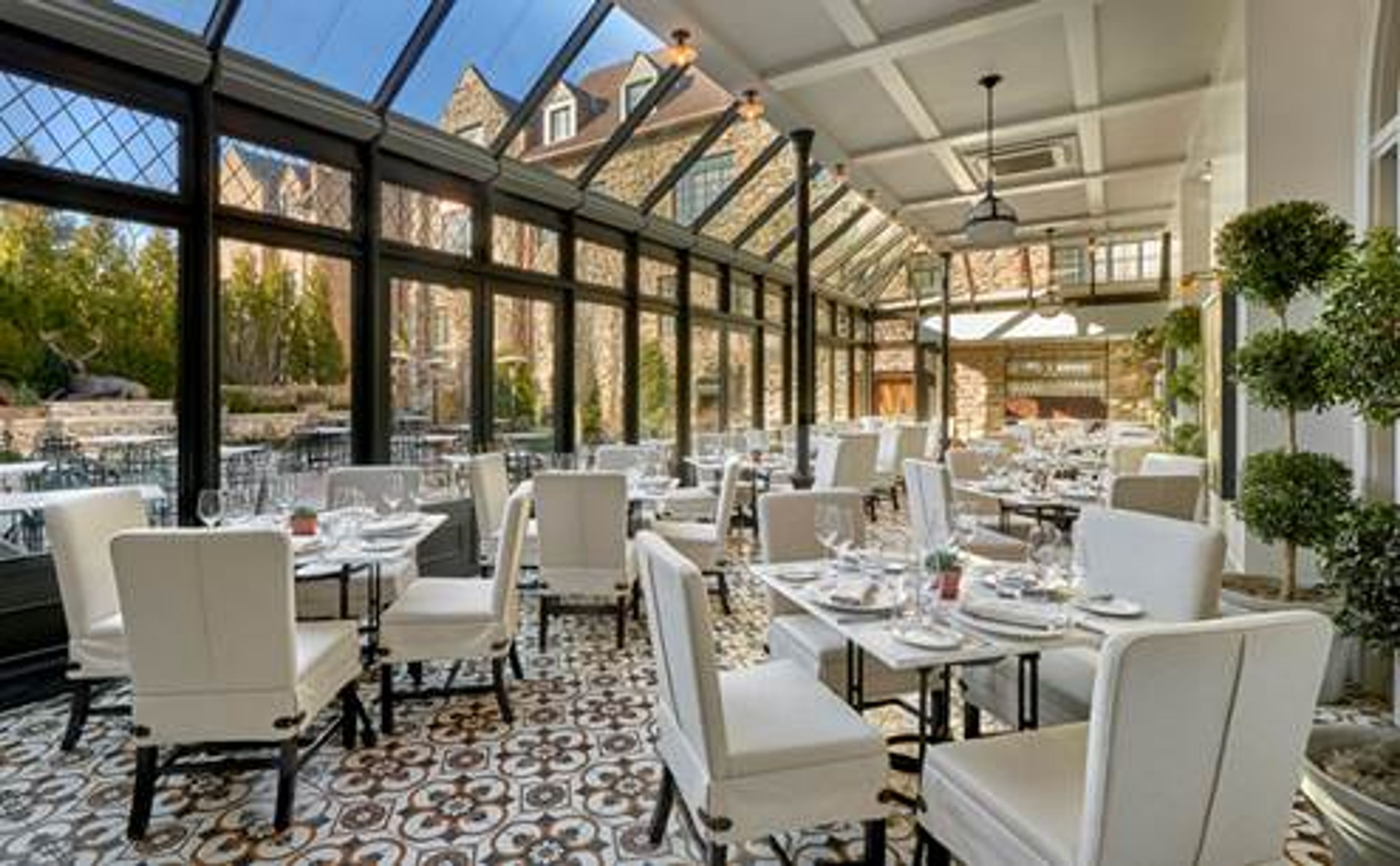 The Garden Room, an event space at Deer Path Inn