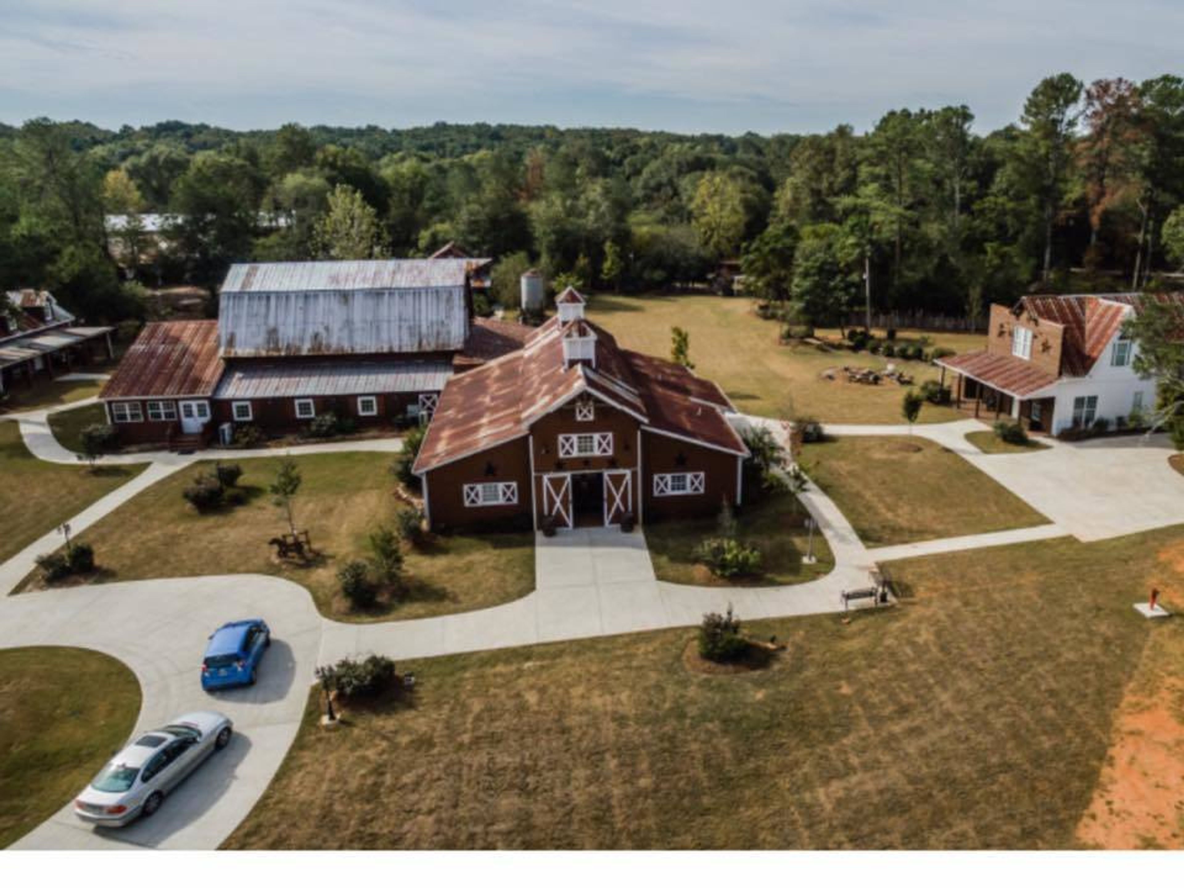 Farm, an event space at 9 Oaks Farm