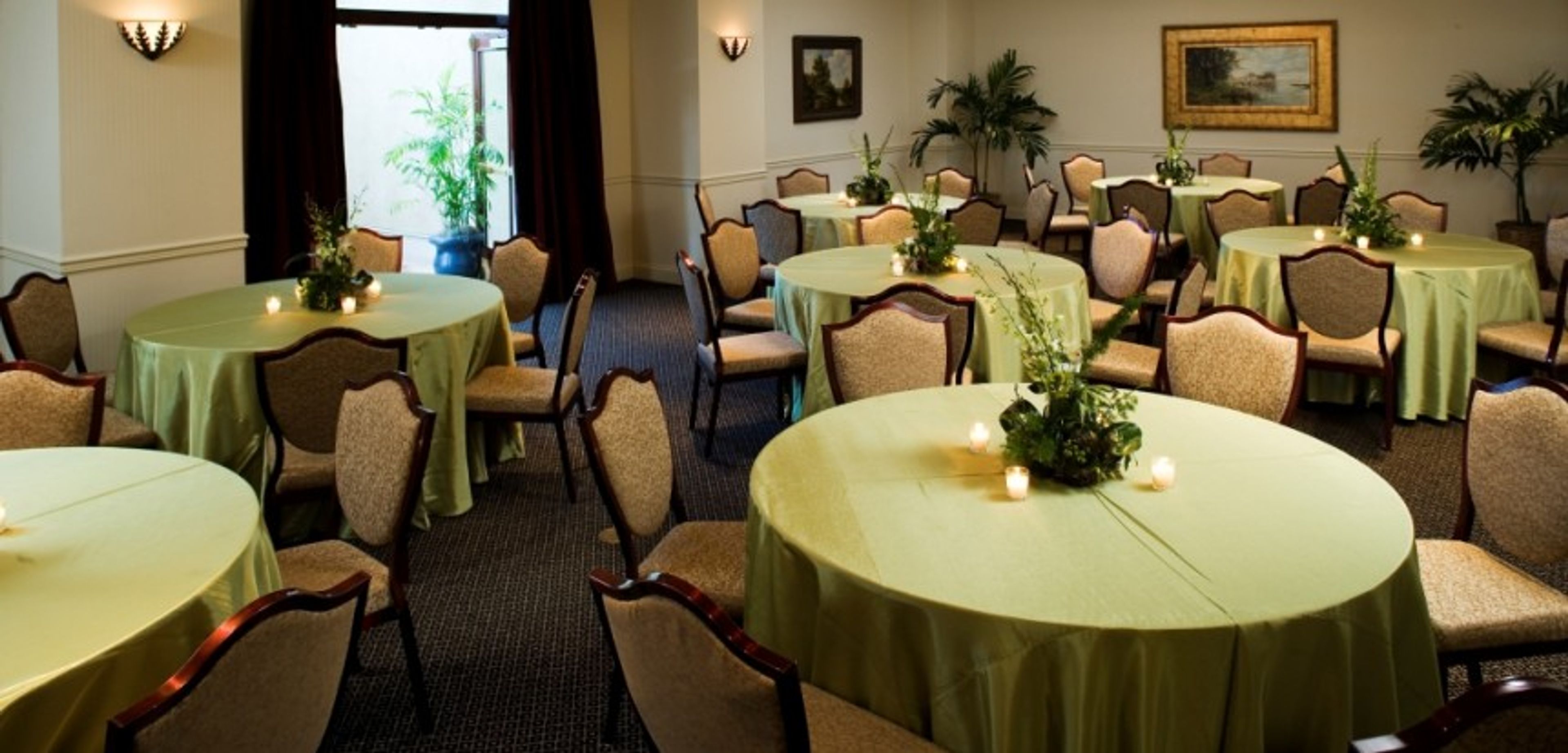 Linguard Room, an event space at French Quarter Inn