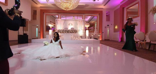 Featured photo from Elegant Wedding Decor in London