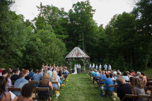 Featured photo from Lindi & Tanner