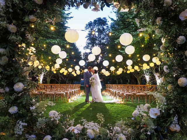 Featured photo from Outdoor boho chic wedding set in the grounds of Coworth Park, Ascot