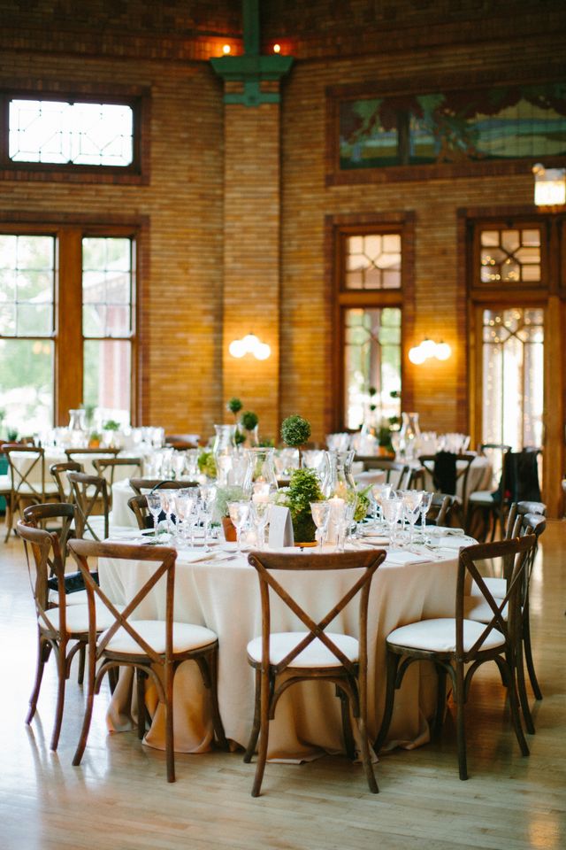 Featured photo from E + T: Cafe Brauer