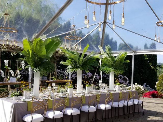 Featured photo from Chic Corporate Celebration