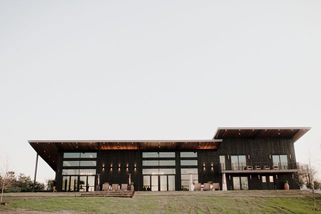 Featured photo from A Countryside Estate with Timeless Glamour