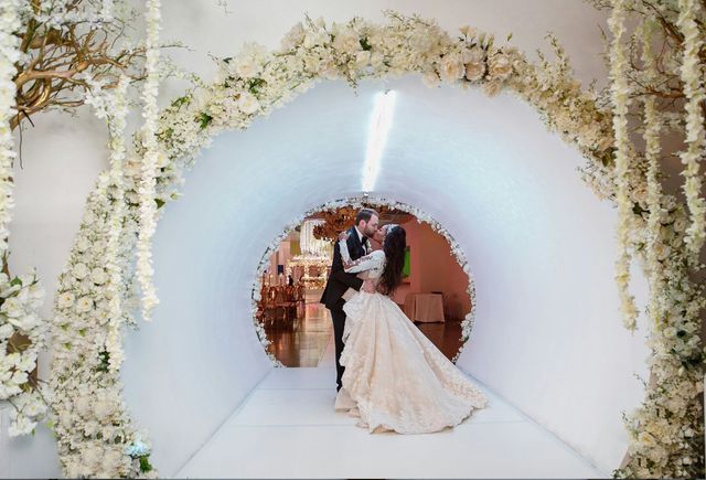 Featured photo from Elegant White Wedding in Houston
