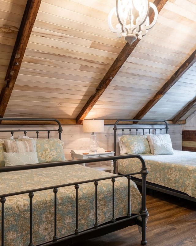 Featured photo from The Lodge at Firefly Lane