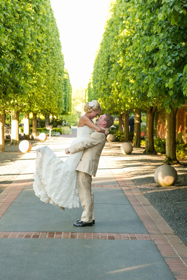 Featured photo from Alluring and Fresh Wedding at Chicago Botanical Garden in Glencoe, Illinois