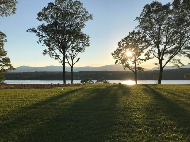 Featured photo from Riverside Tent Site & Promenade