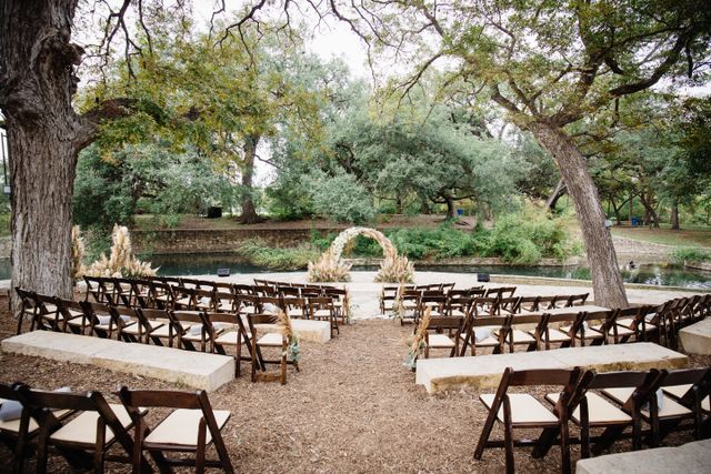 Featured photo from River bank wedding with twlight garden reception