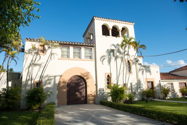 Featured photo from Jackie + Kurt Wedding