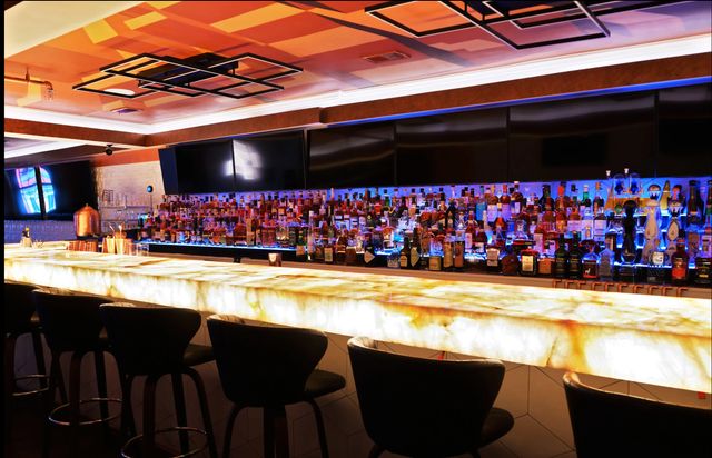 Featured photo from QrtzBar