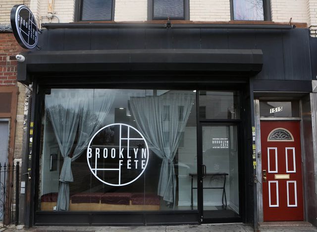 Featured photo from 863 Knickerbocker Ave Gallery