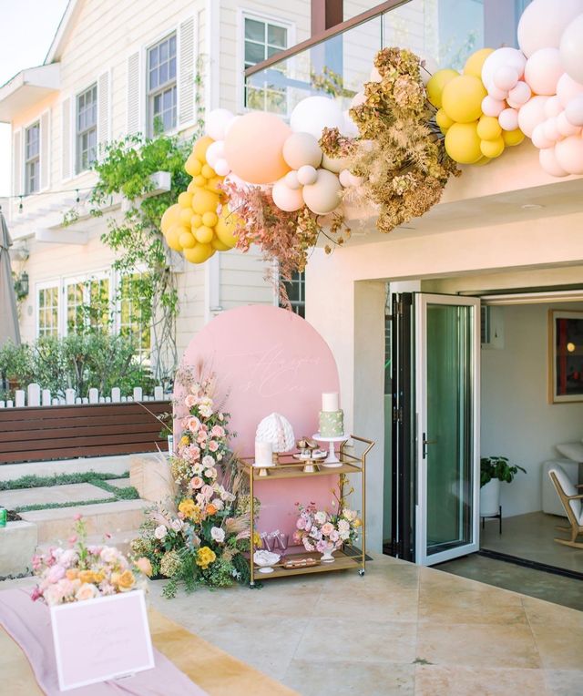 Featured photo from Harper's First Birthday