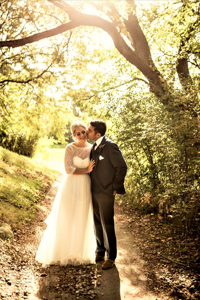 Featured photo from Romantic Outdoor Settings