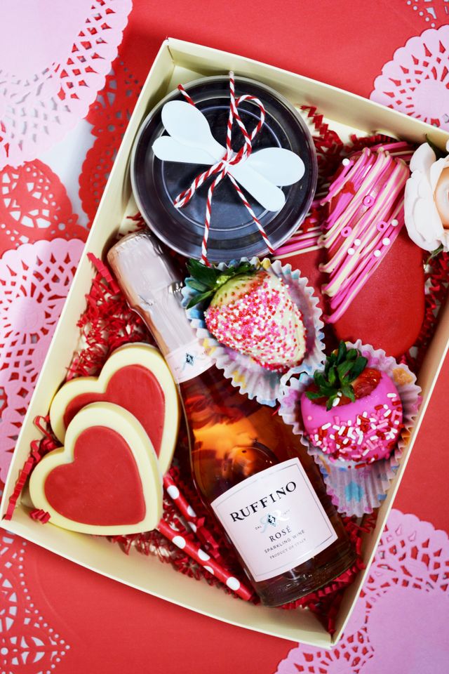 Featured photo from Valentines Day Treats