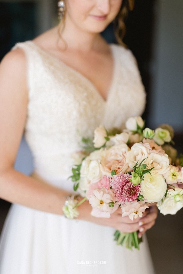 Featured photo from A+R's Wedding