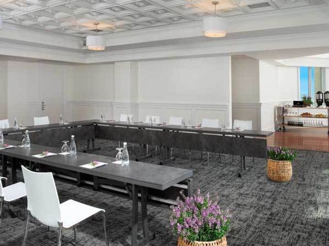 Featured photo from Everglades Room