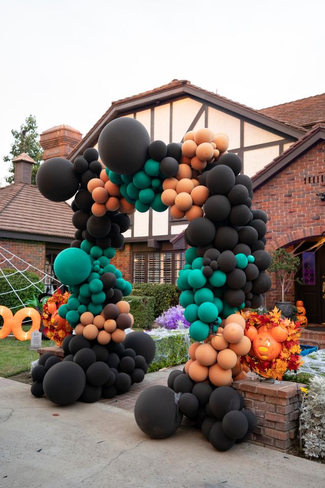 Featured photo from A Disney Halloween