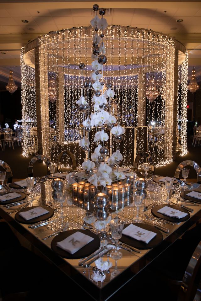 Featured photo from Glamorus Wedding Bathed in Lights