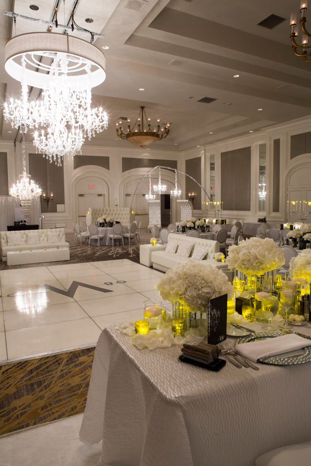 Featured photo from Modern White Wedding at Four Seasons Las Vegas in Las Vegas, Nevada