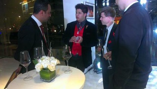 Featured photo from Alberto De Herrera. Corporate Magic Show