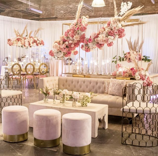 Featured photo from Chic 40th Birthday Celebration