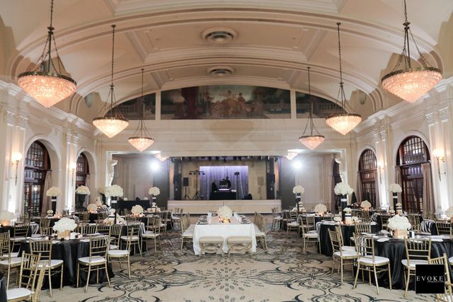 Featured photo from Romantic Black and White Wedding in Houston, Texas