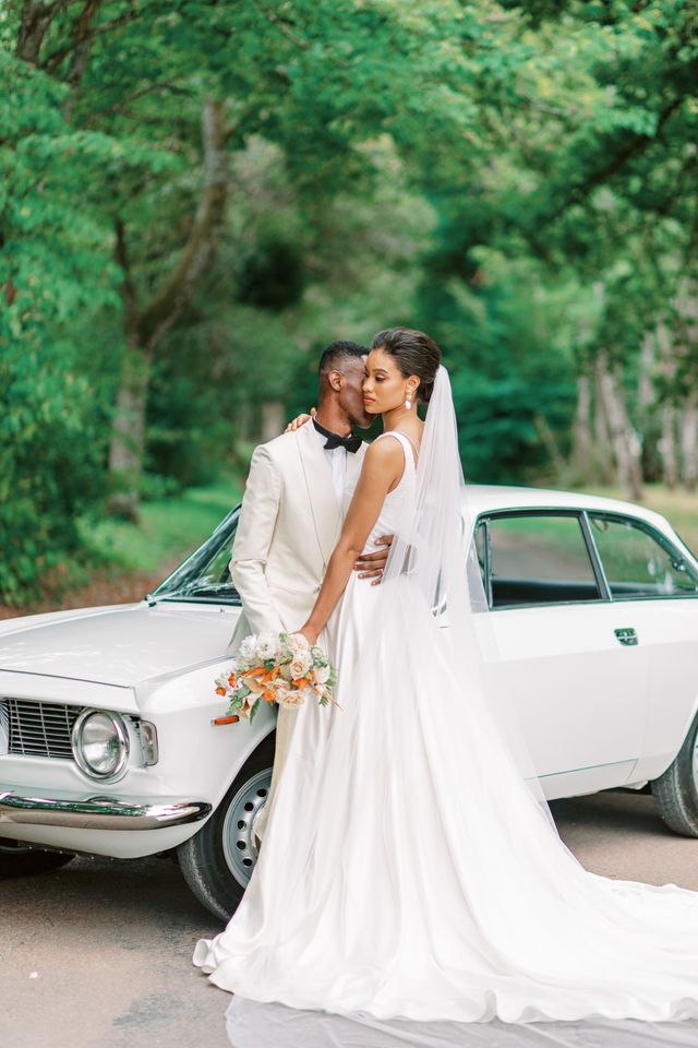 Featured photo from Timeless Outdoor Wedding in Paris, France