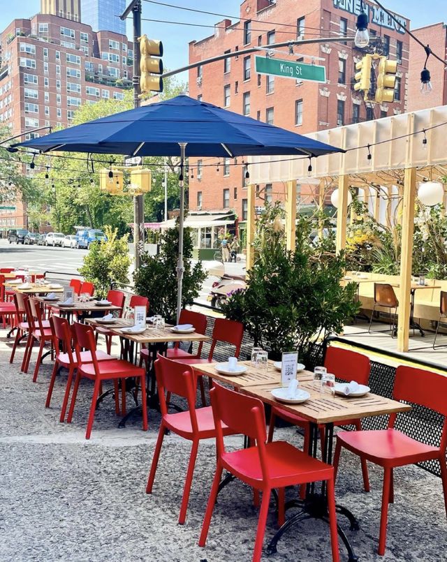 Featured photo from Outdoor Seating