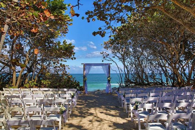 Featured photo from Jupiter Beach Resort & Spa